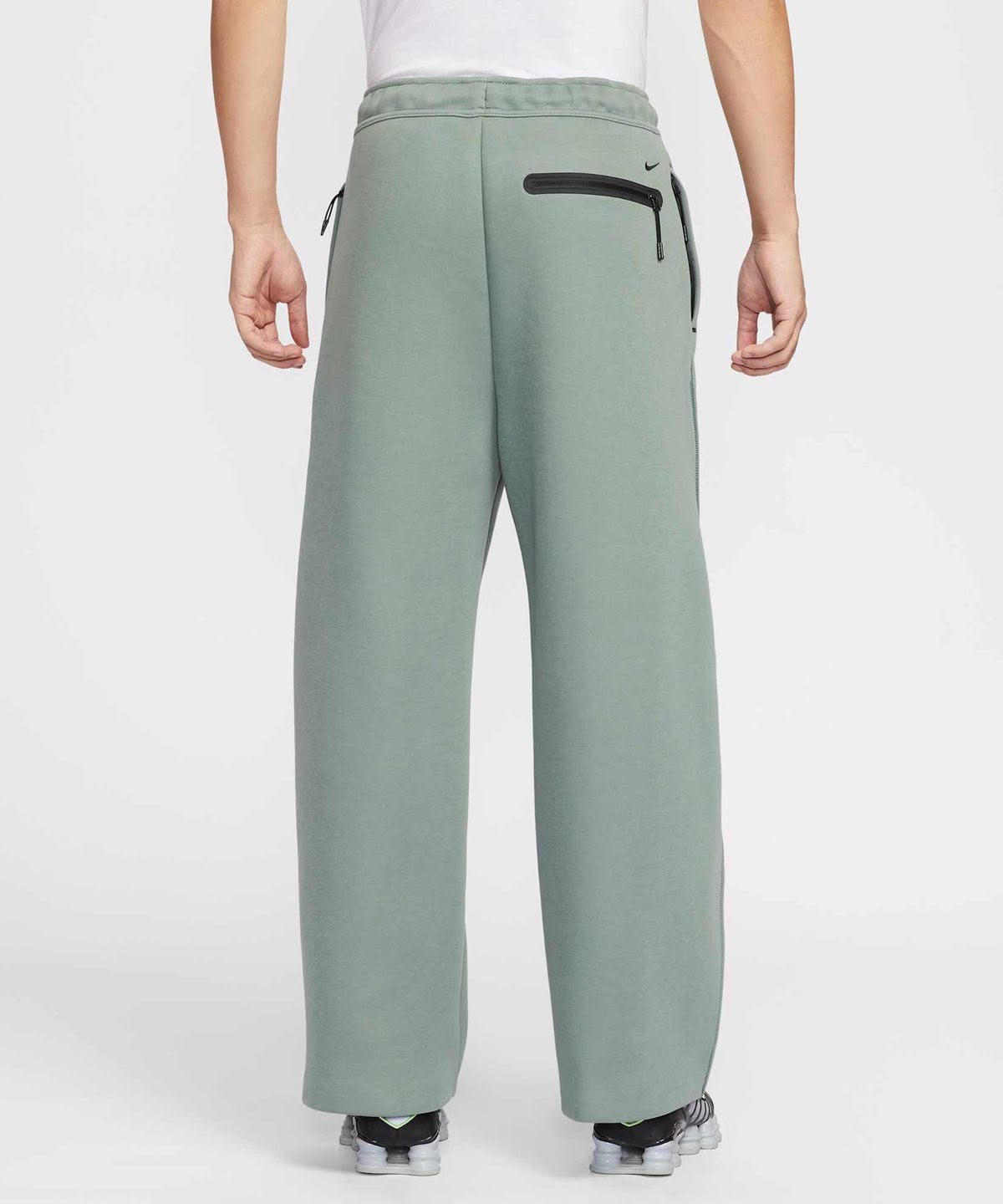 Nike Tech Men's Fleece Loose-Fit