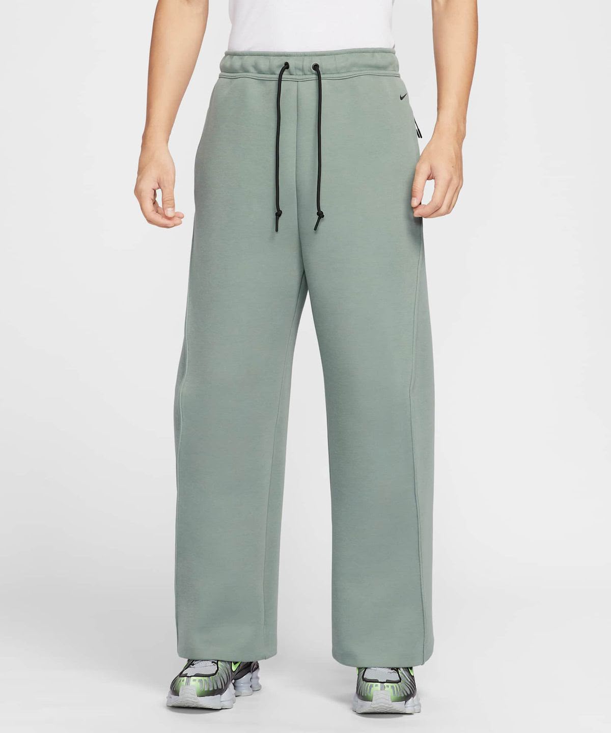 Nike Tech Men's Fleece Loose-Fit