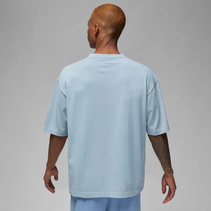 Jordan Flight Essentials Men's Oversized T-shirt