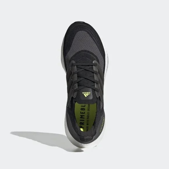 Adidas Men's Black & Green ULTRABOOST